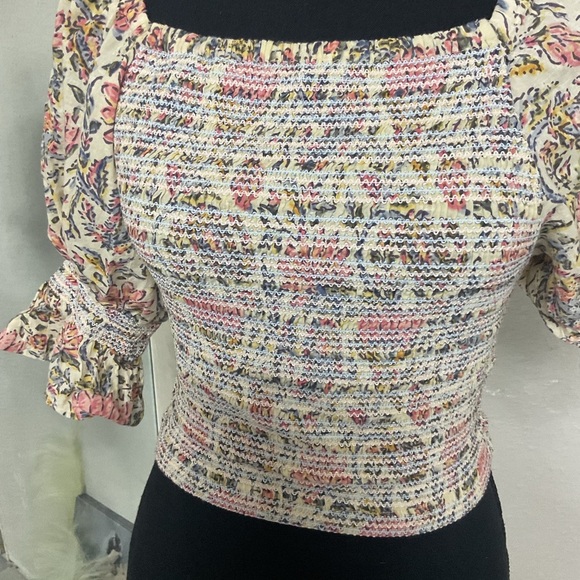 Talisman Square Neck Vintage Lotus Floral Print Smocked Firelight Cropped Top - Picture 5 of 10